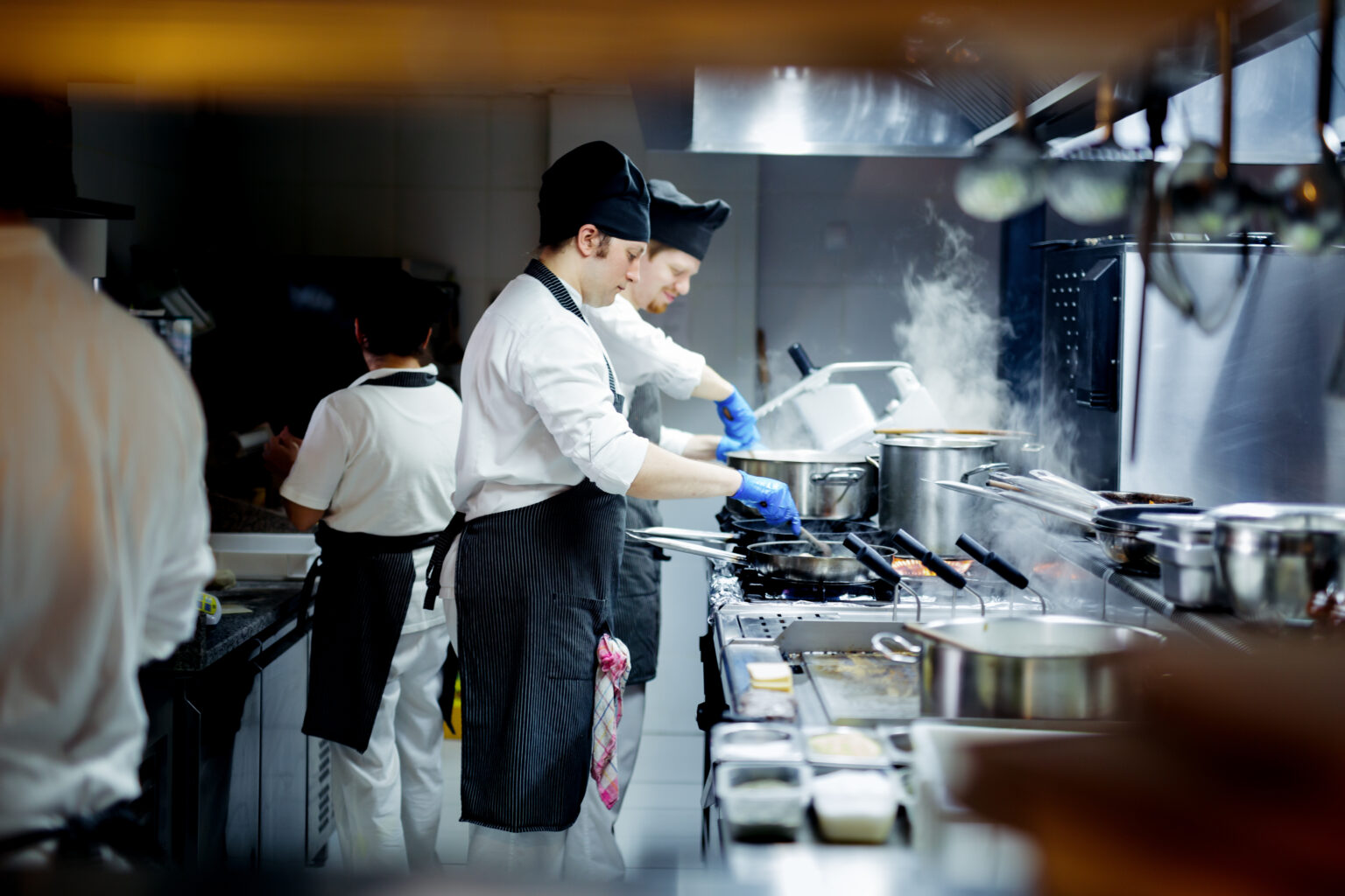 The Difference Between Ghost Kitchens and Virtual Restaurants • Avanti
