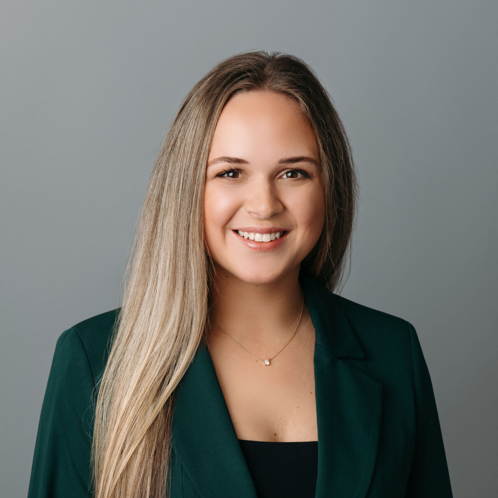 Mackenzie Petersen, Account Manager